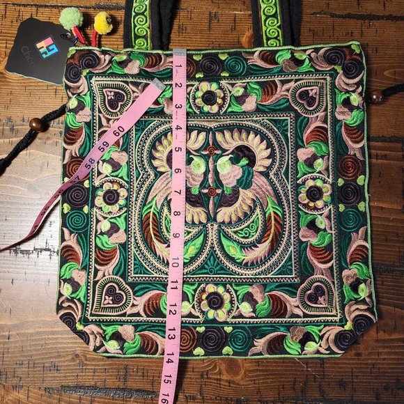 Green Bird Pattern Embroidered Purse - Picture 16 of 16